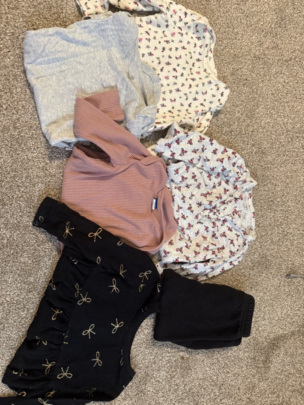 Baby girl lot 6-12/12mo
